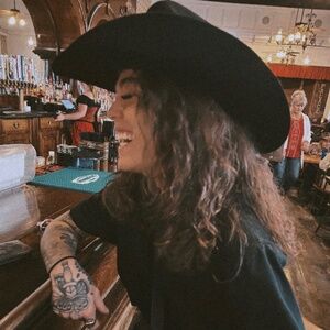 Meet your Posher, Catrina